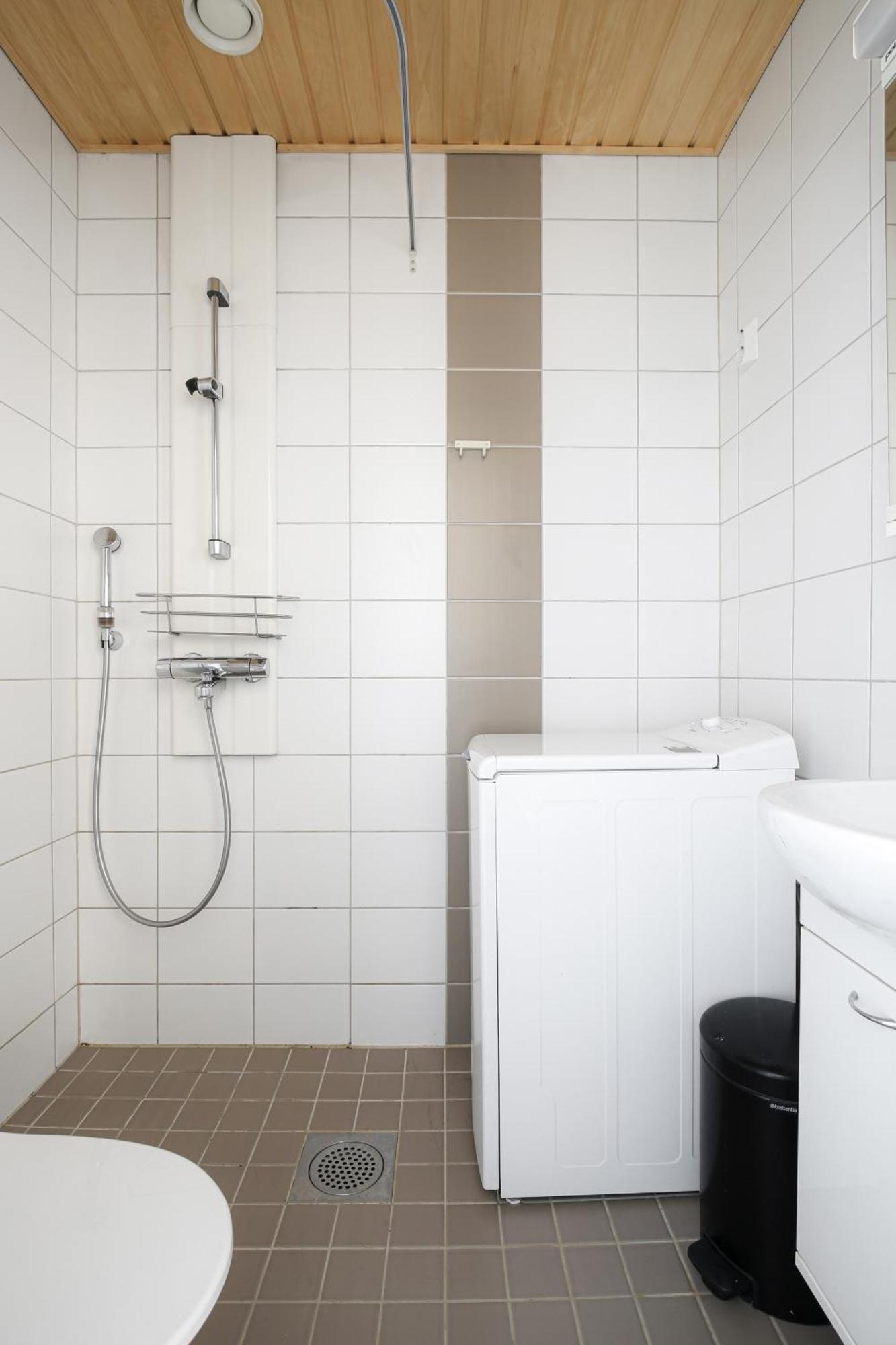 Kotimaailma Apartments Kamppi - 2Br For 4 Persons Хелзинки Екстериор снимка
